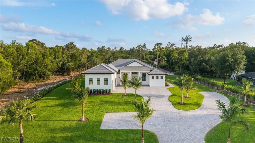 162 Jung Boulevard E Naples FL 34120