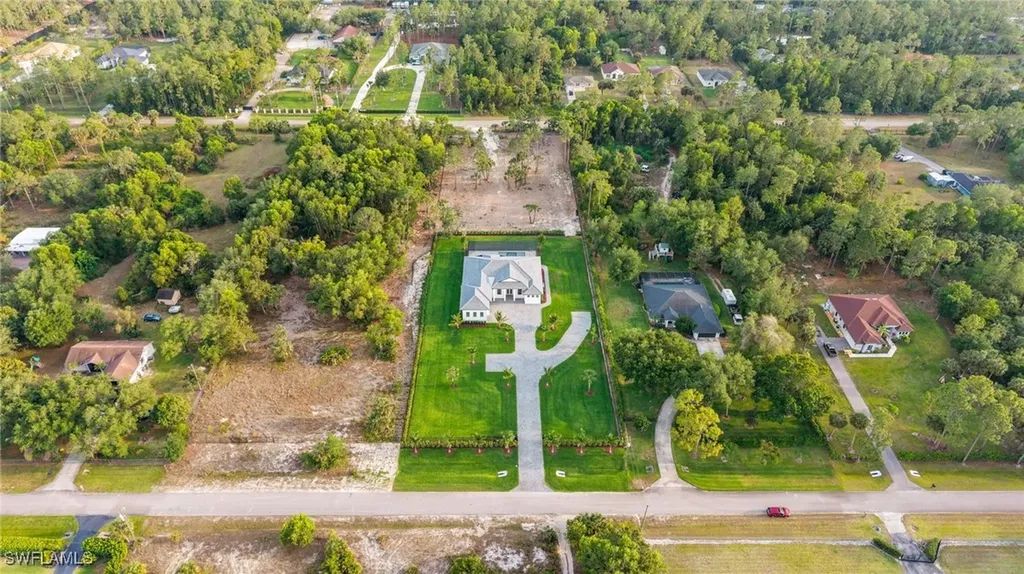 162 Jung Boulevard E Naples FL 34120