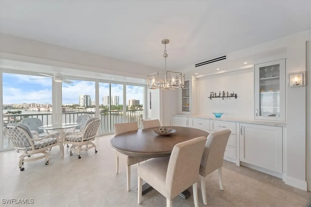 250 Park Shore Drive Naples FL 34103