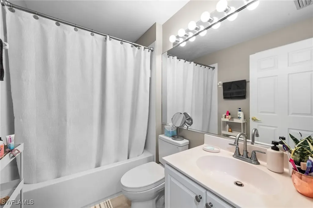 10135 Colonial Country Club Boulevard Fort Myers FL 33913
