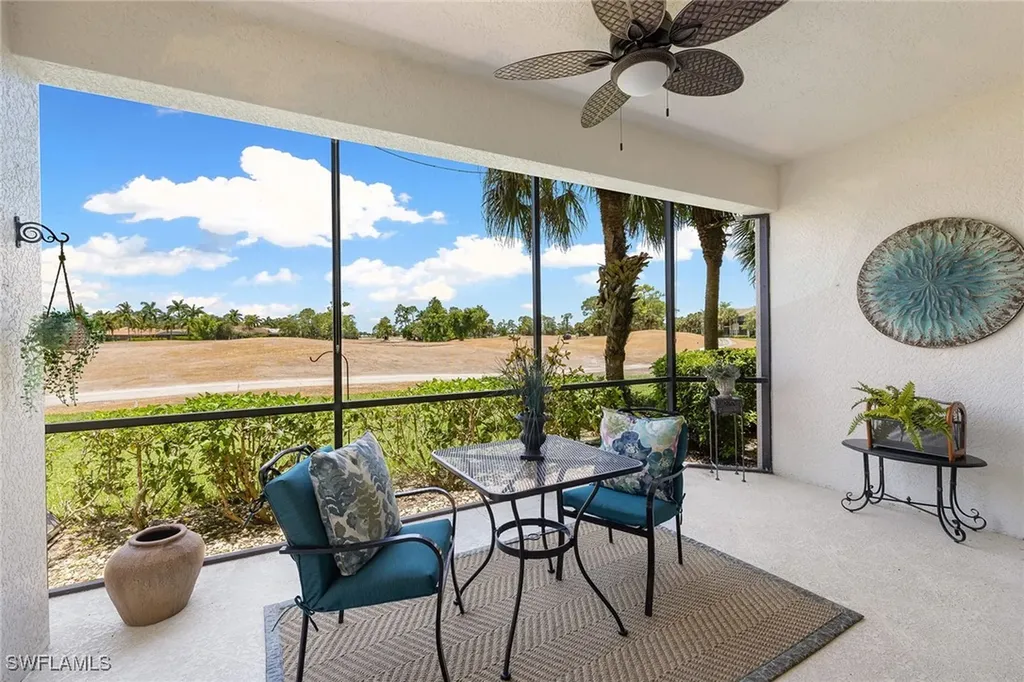 8177 Saratoga Drive Naples FL 34113