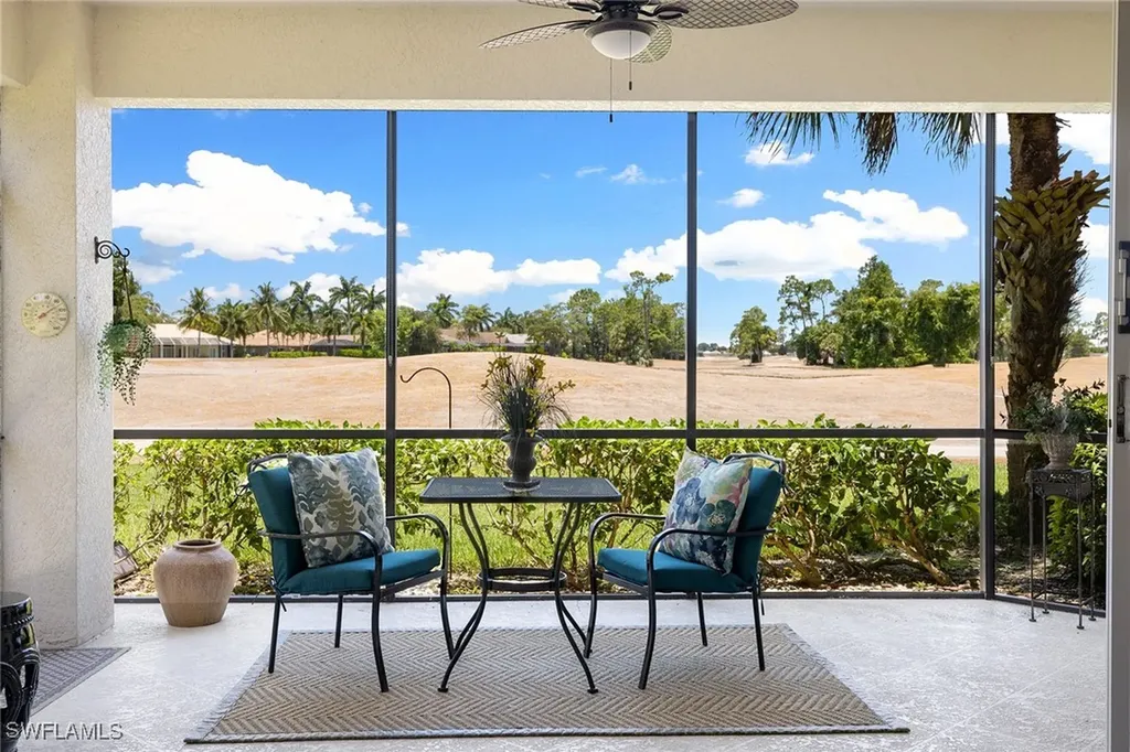 8177 Saratoga Drive Naples FL 34113