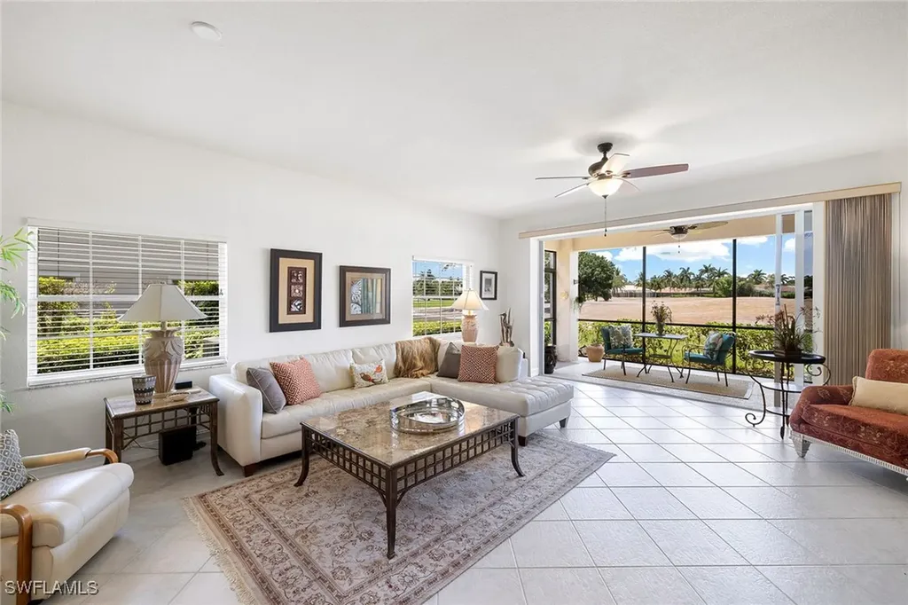 8177 Saratoga Drive Naples FL 34113