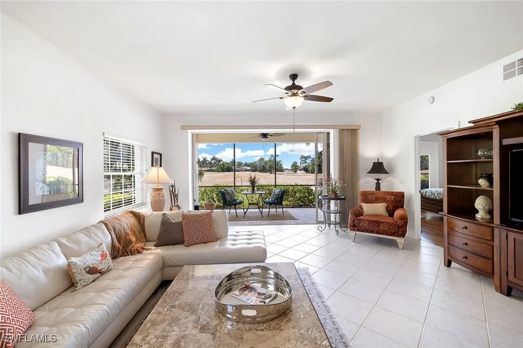 8177 Saratoga Drive Naples FL 34113