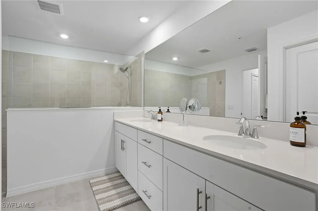 5667 Melbourne Court Ave Maria FL 34142