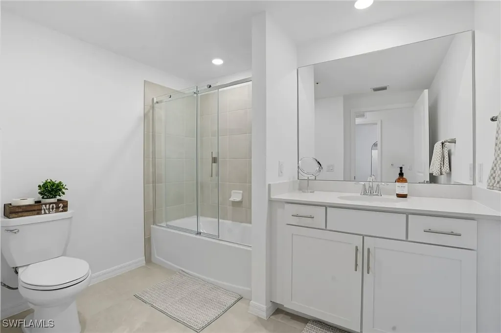 5667 Melbourne Court Ave Maria FL 34142