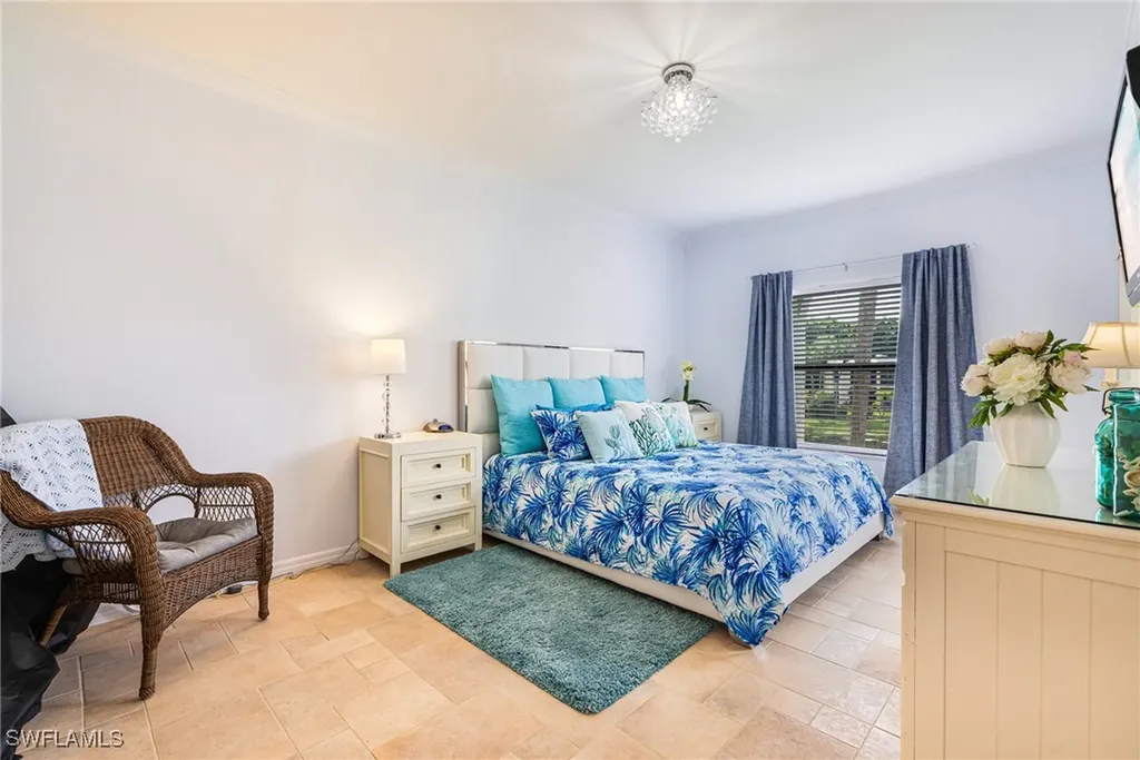 3320 Olympic Drive Naples FL 34105