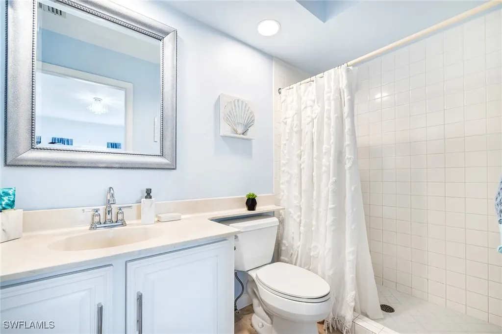 3320 Olympic Drive Naples FL 34105