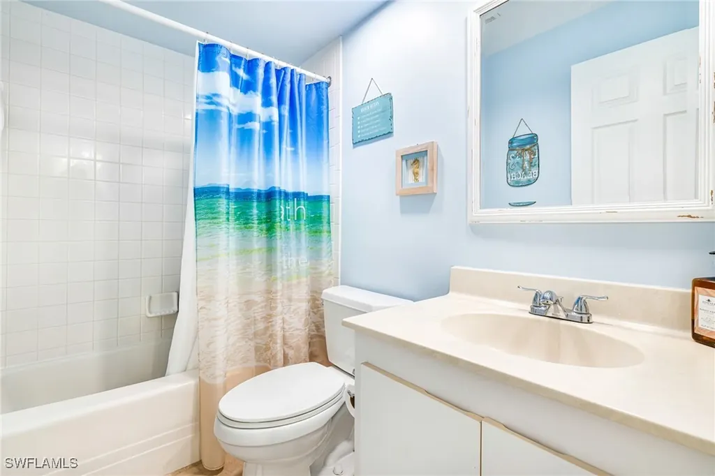 3320 Olympic Drive Naples FL 34105