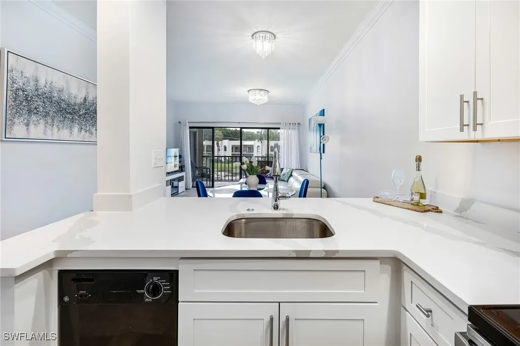 3320 Olympic Drive Naples FL 34105