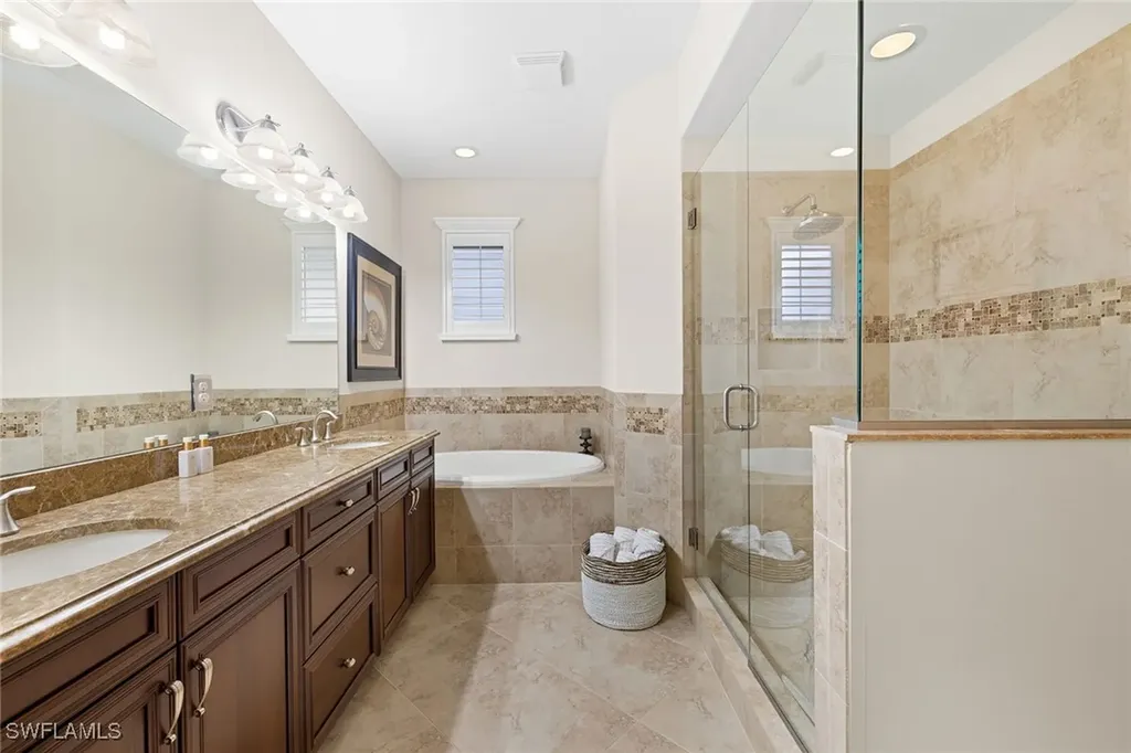 6669 Alden Woods Circle Naples FL 34113