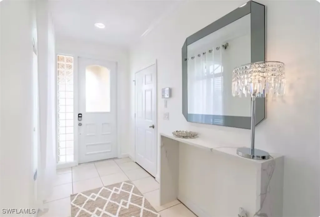 593 106th Avenue N Naples FL 34108