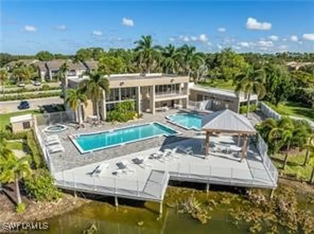169 Santa Clara Drive Naples FL 34104