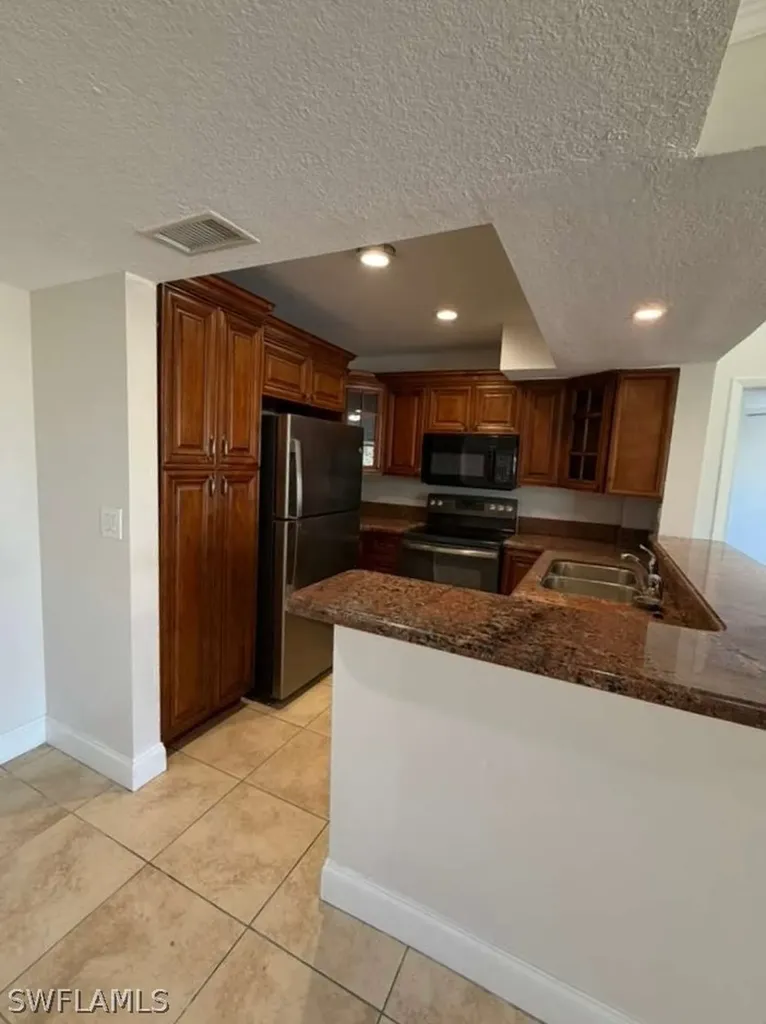169 Santa Clara Drive Naples FL 34104