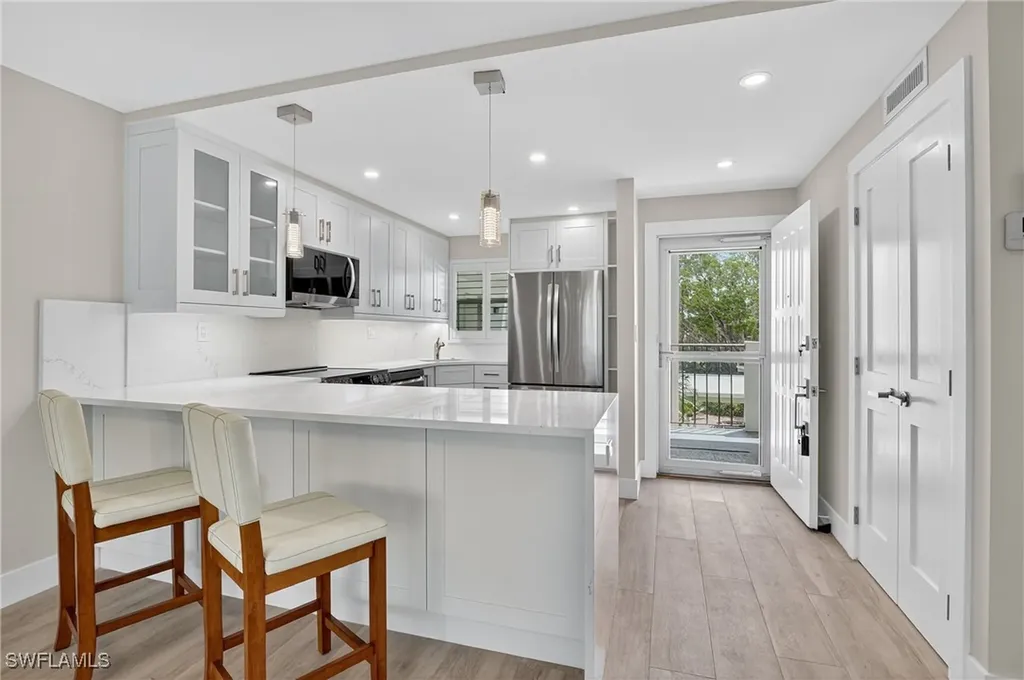 29 High Point Circle E Naples FL 34103