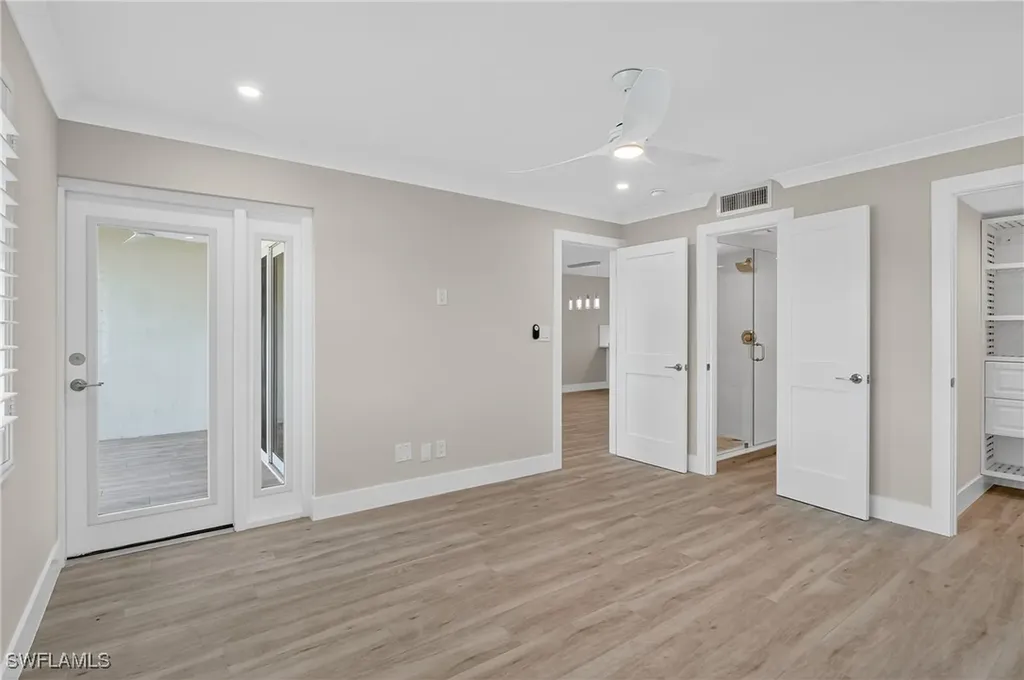 29 High Point Circle E Naples FL 34103