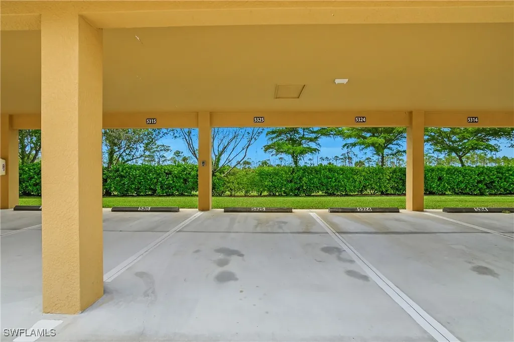 9590 Trevi Court Naples FL 34113