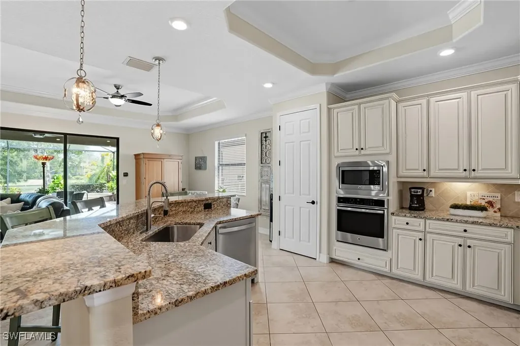 28135 Edenderry Court Bonita Springs FL 34135