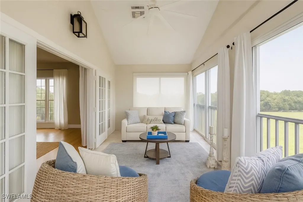 4460 Yacht Harbor Drive Naples FL 34112