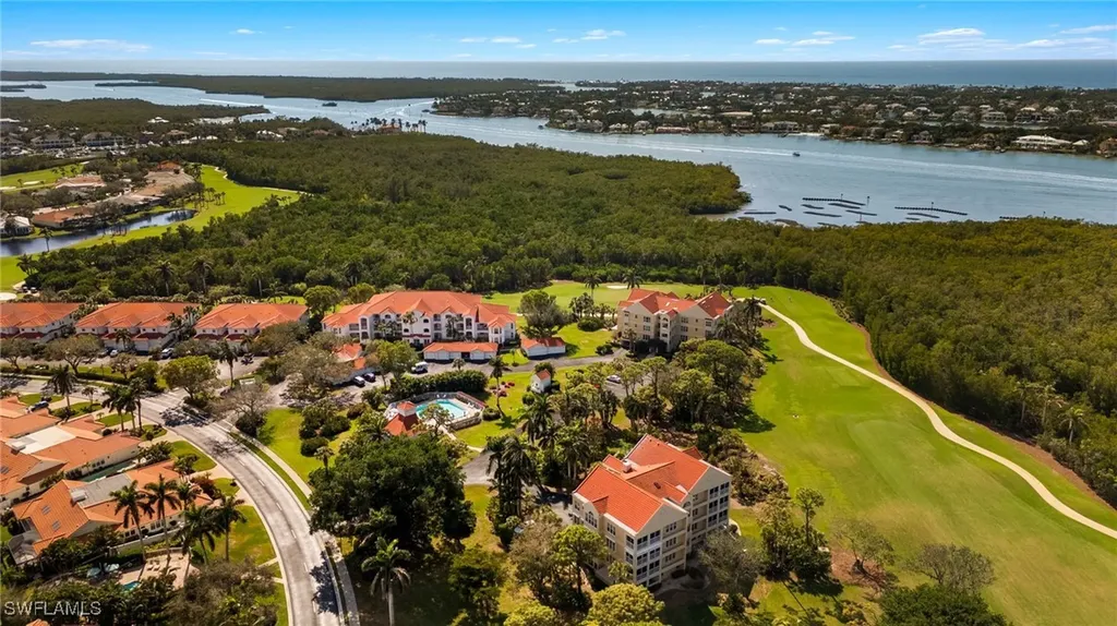 4460 Yacht Harbor Drive Naples FL 34112