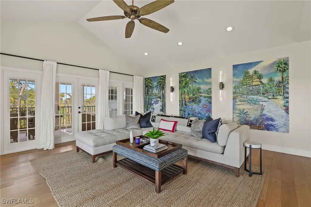 4460 Yacht Harbor Drive Naples FL 34112