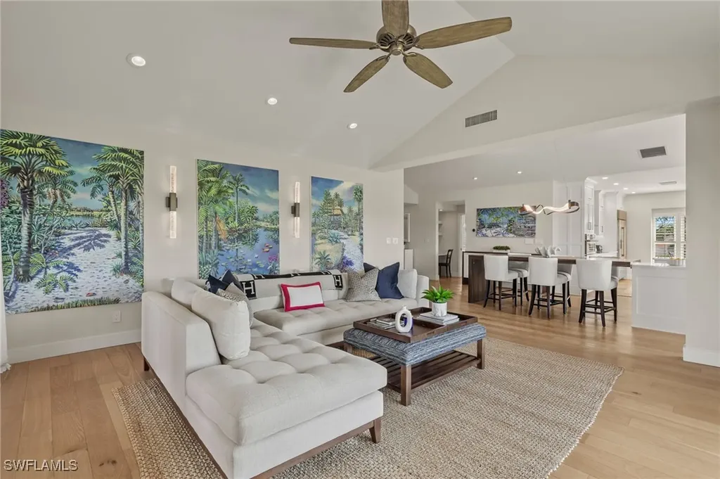 4460 Yacht Harbor Drive Naples FL 34112