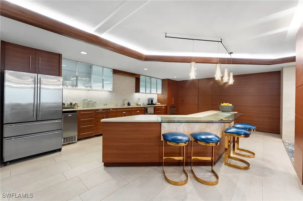 4401 Gulf Shore Boulevard N Naples FL 34103