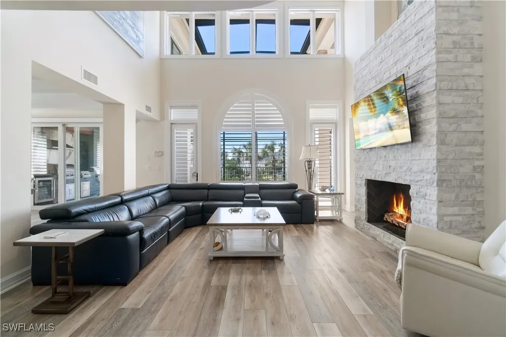 195 Topanga Drive Bonita Springs FL 34134