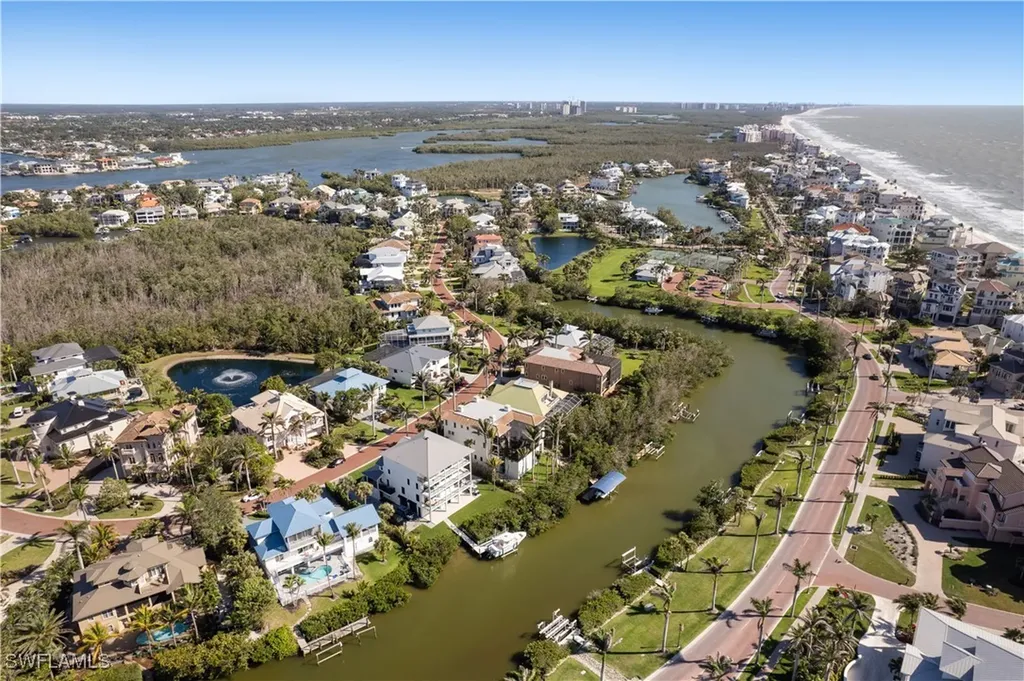 195 Topanga Drive Bonita Springs FL 34134