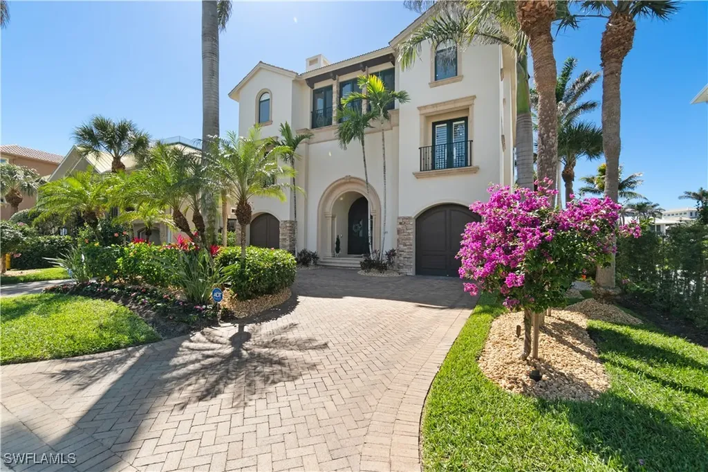 195 Topanga Drive Bonita Springs FL 34134