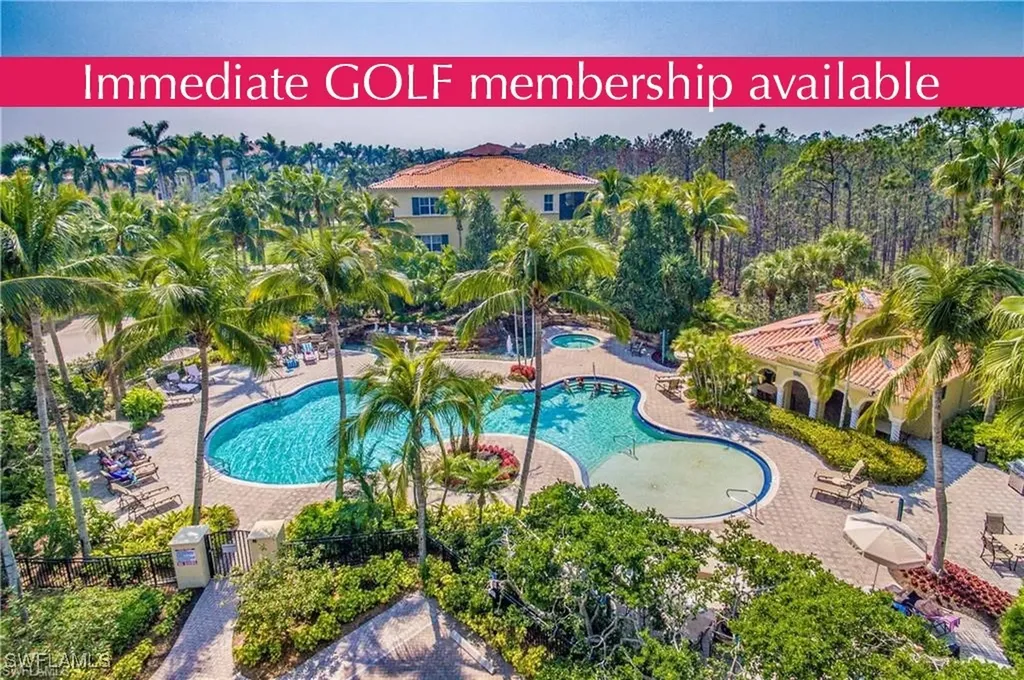 Naples FL, 2843 Tiburon Boulevard E, Unit 7-102