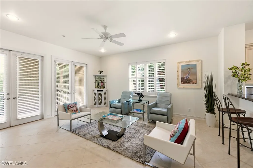 2843 Tiburon Boulevard E Naples FL 34109