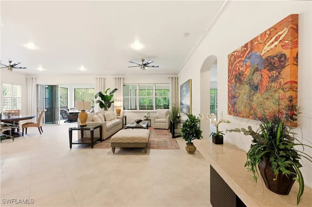 2843 Tiburon Boulevard E Naples FL 34109