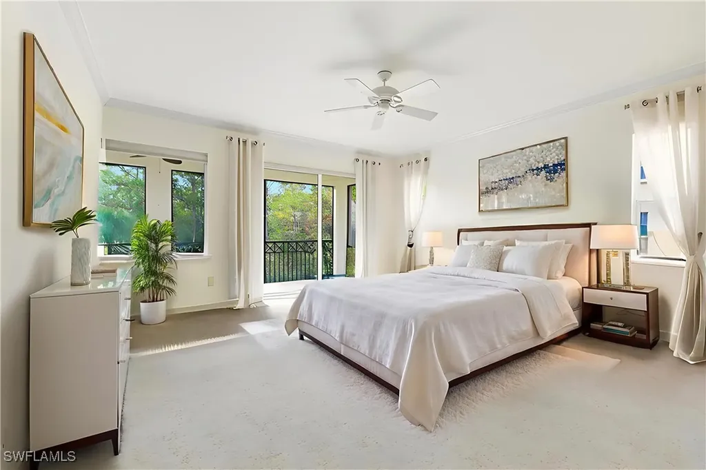 2843 Tiburon Boulevard E Naples FL 34109