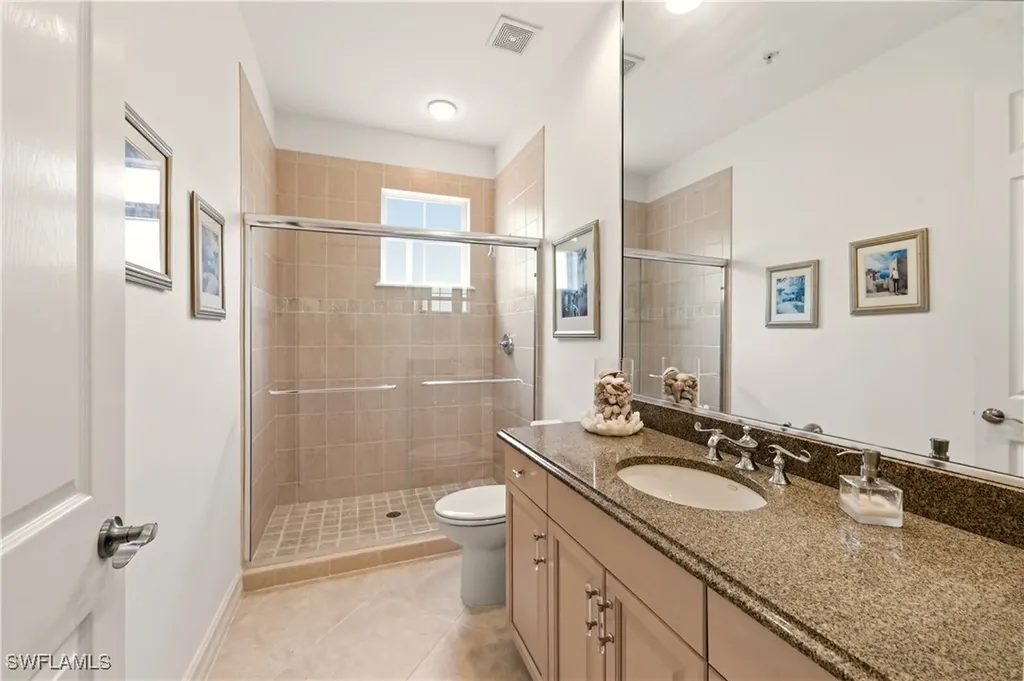 2843 Tiburon Boulevard E Naples FL 34109