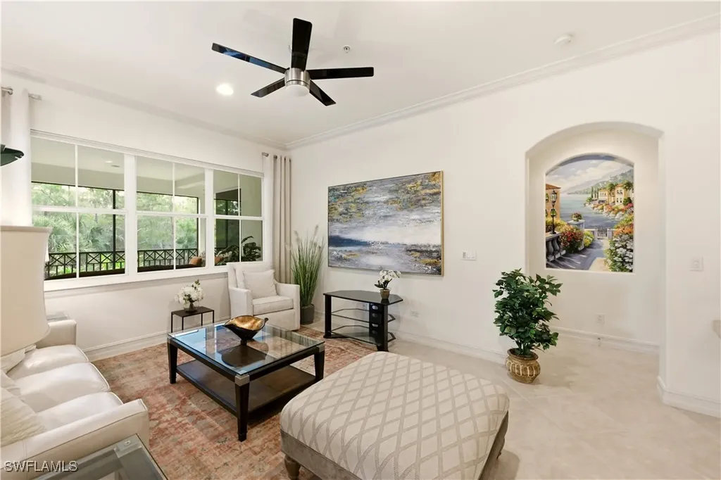 2843 Tiburon Boulevard E Naples FL 34109