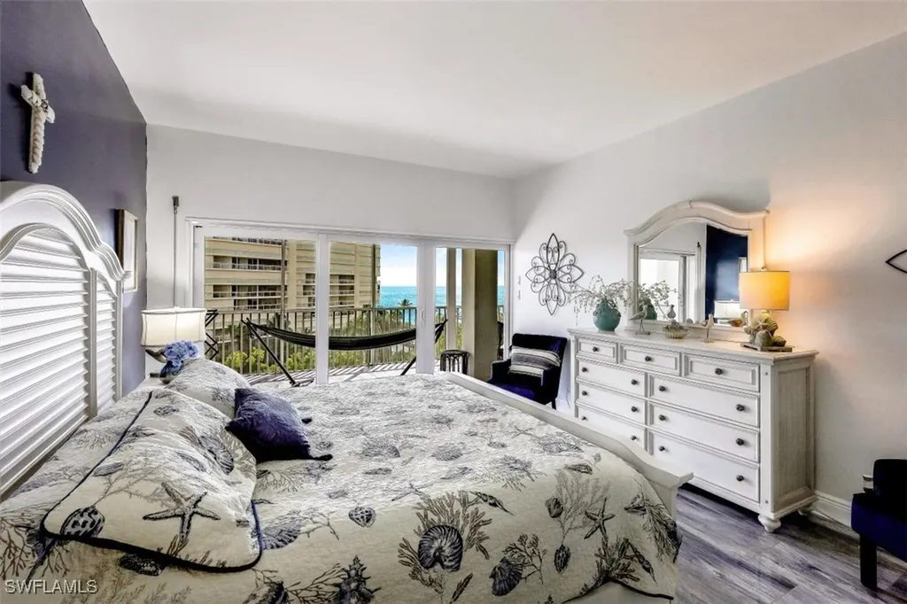 1 Bluebill Avenue Naples FL 34108