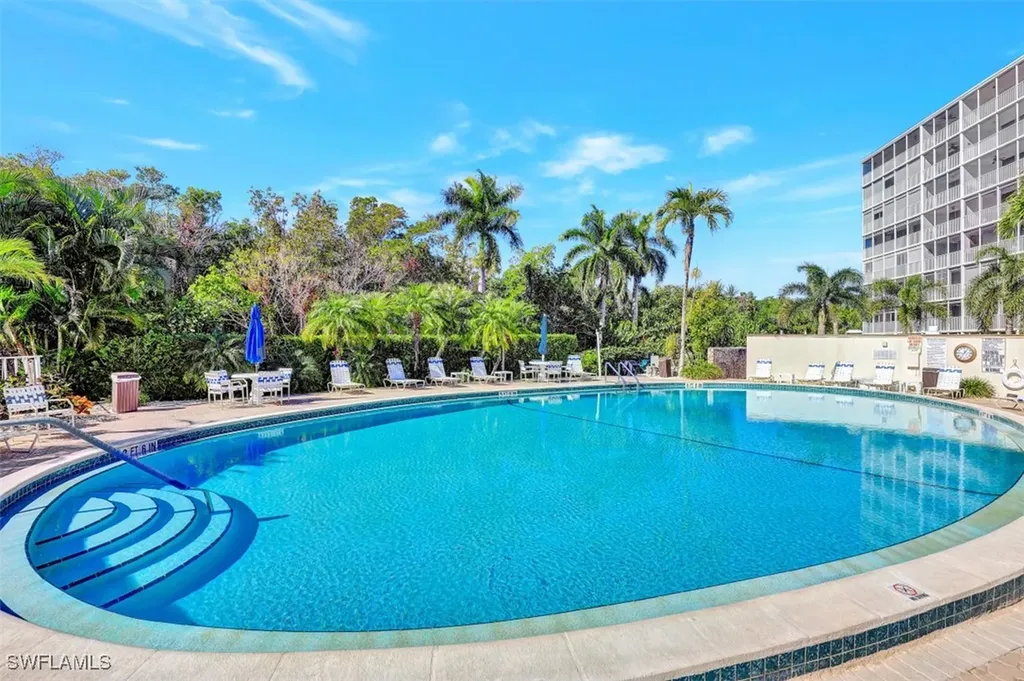 1 Bluebill Avenue Naples FL 34108