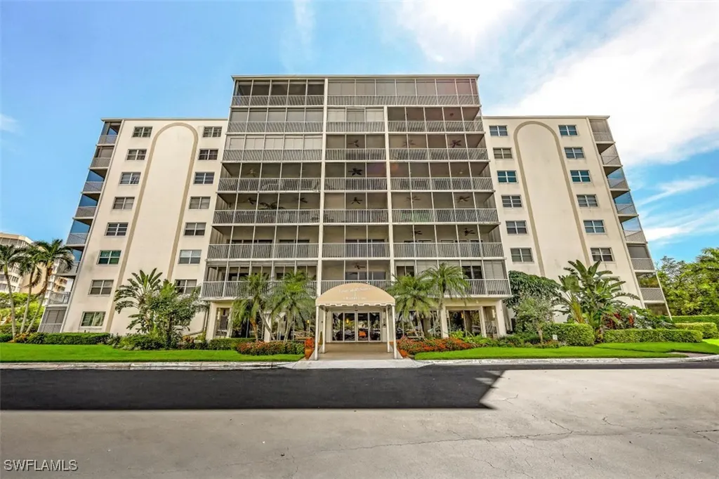 1 Bluebill Avenue Naples FL 34108