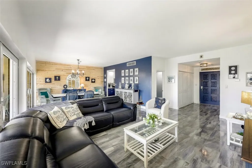 1 Bluebill Avenue Naples FL 34108