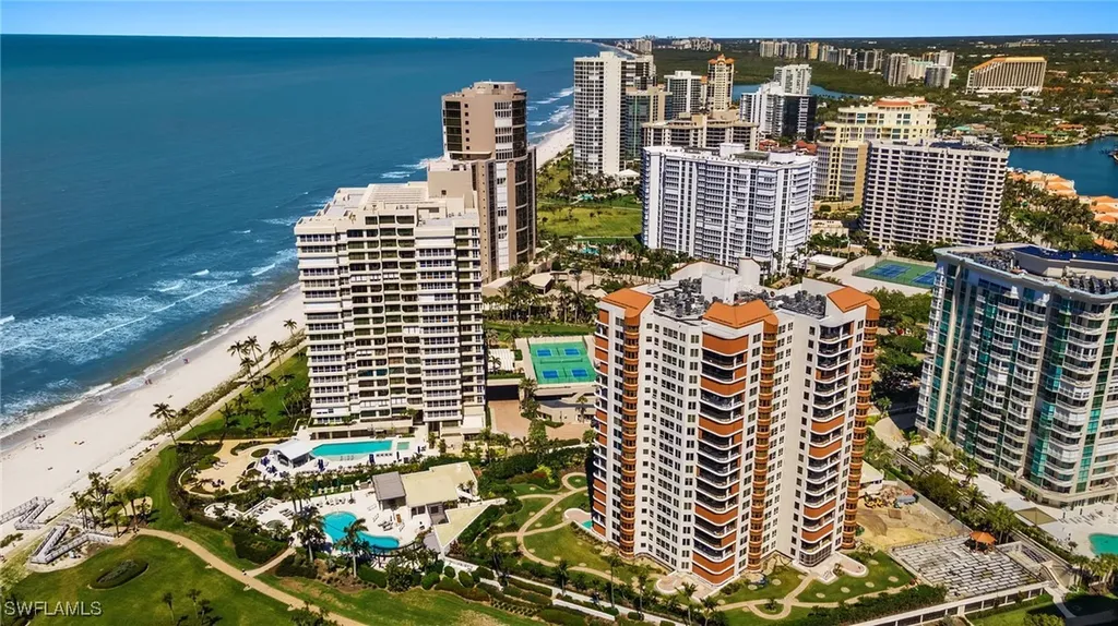 4251 Gulf Shore Boulevard N Naples FL 34103