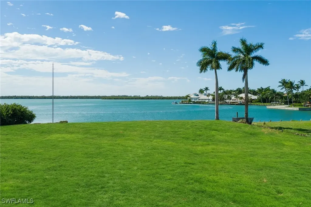 1028 W Inlet Drive Marco Island FL 34145