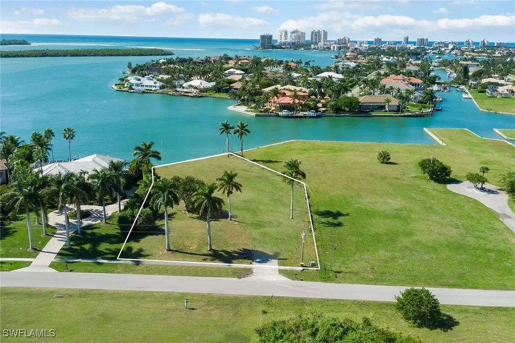 1028 W Inlet Drive Marco Island FL 34145