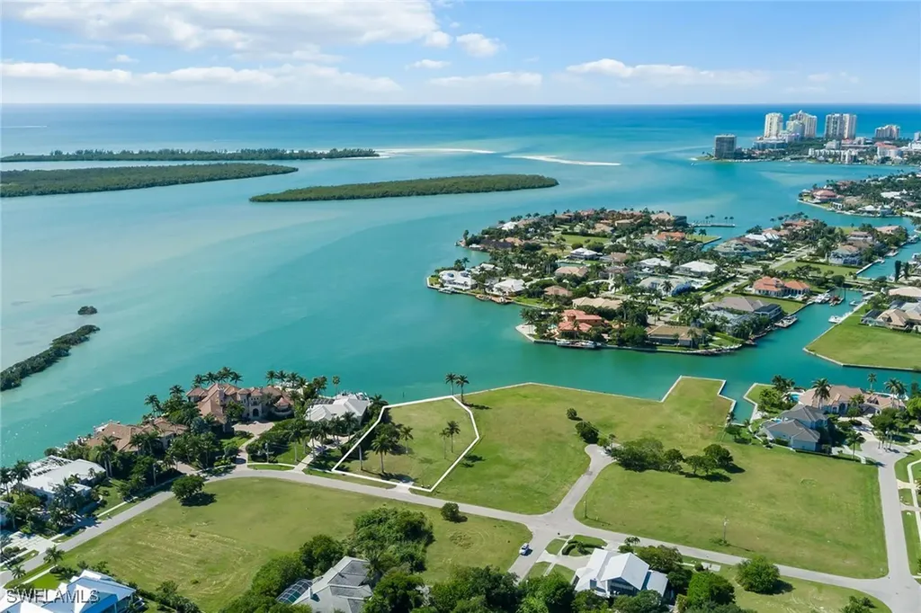 1028 W Inlet Drive Marco Island FL 34145