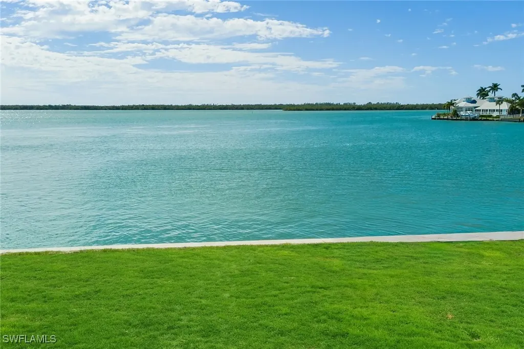 1028 W Inlet Drive Marco Island FL 34145