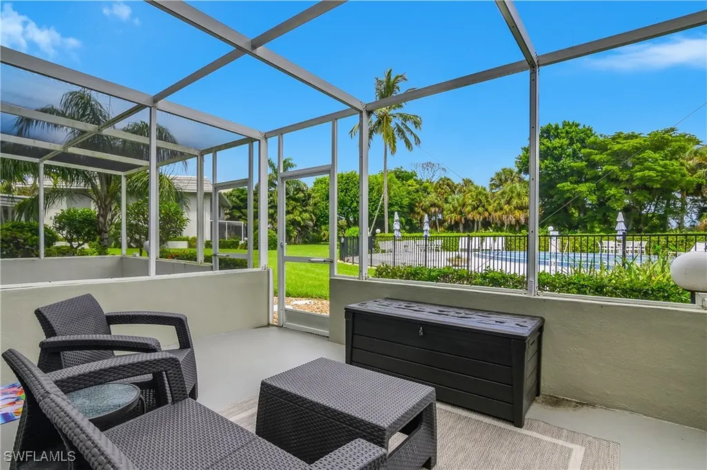 215 Cypress Way E Naples FL 34110