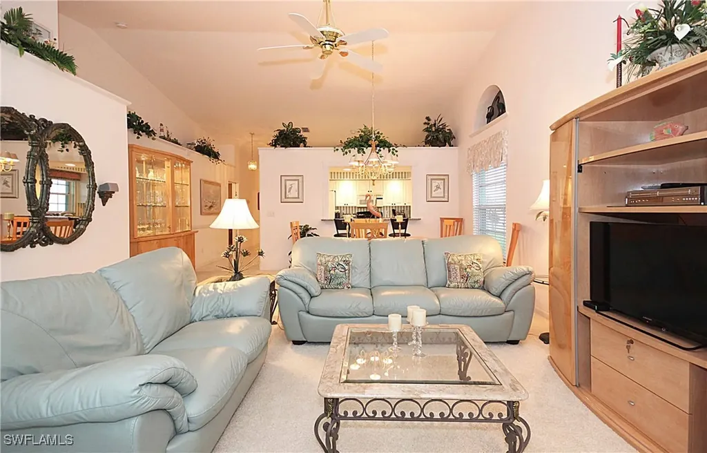 322 Melrose Place Naples FL 34104