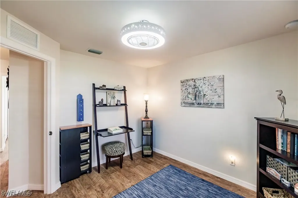 1809 NE 12th Place Cape Coral FL 33909