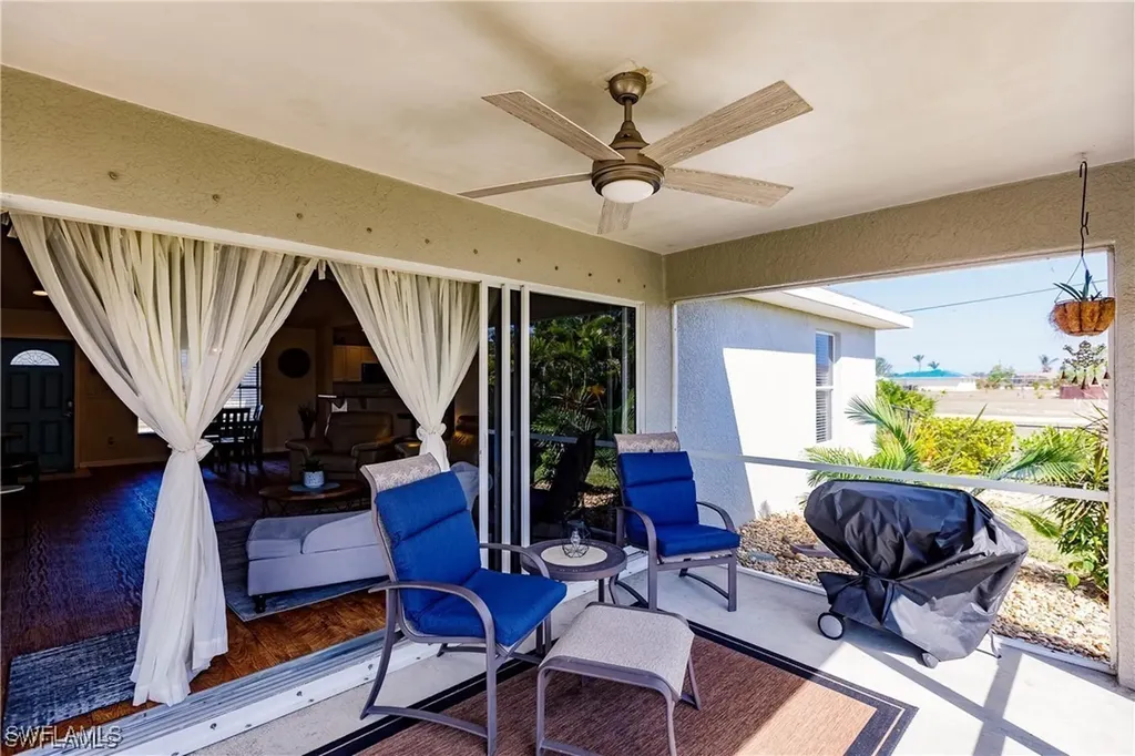 1809 NE 12th Place Cape Coral FL 33909