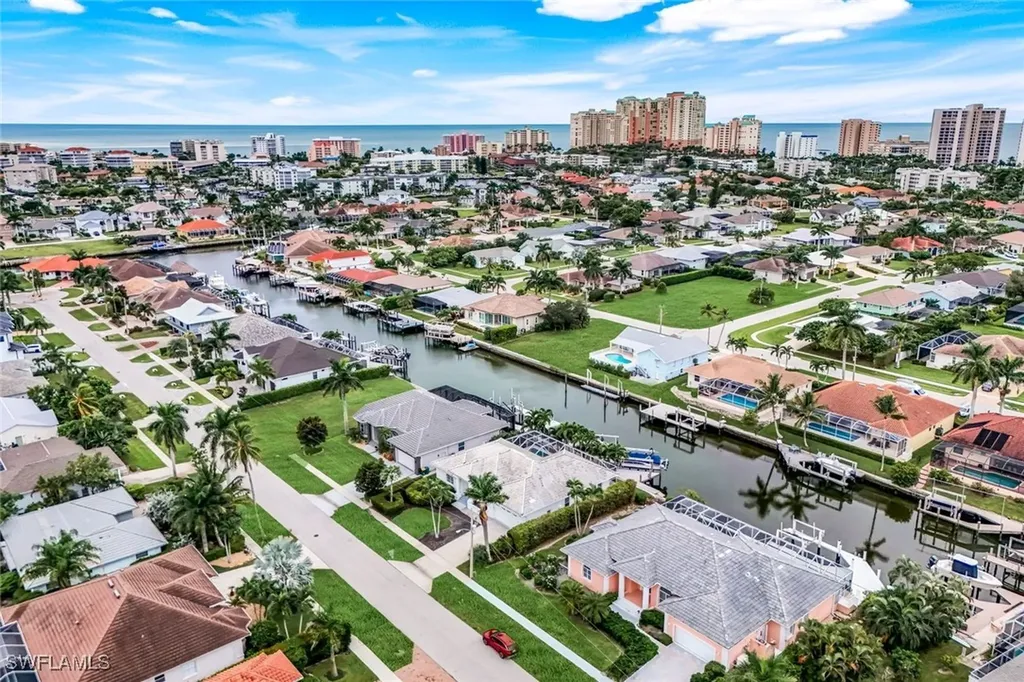 Marco Island FL, 742 Orchid Court